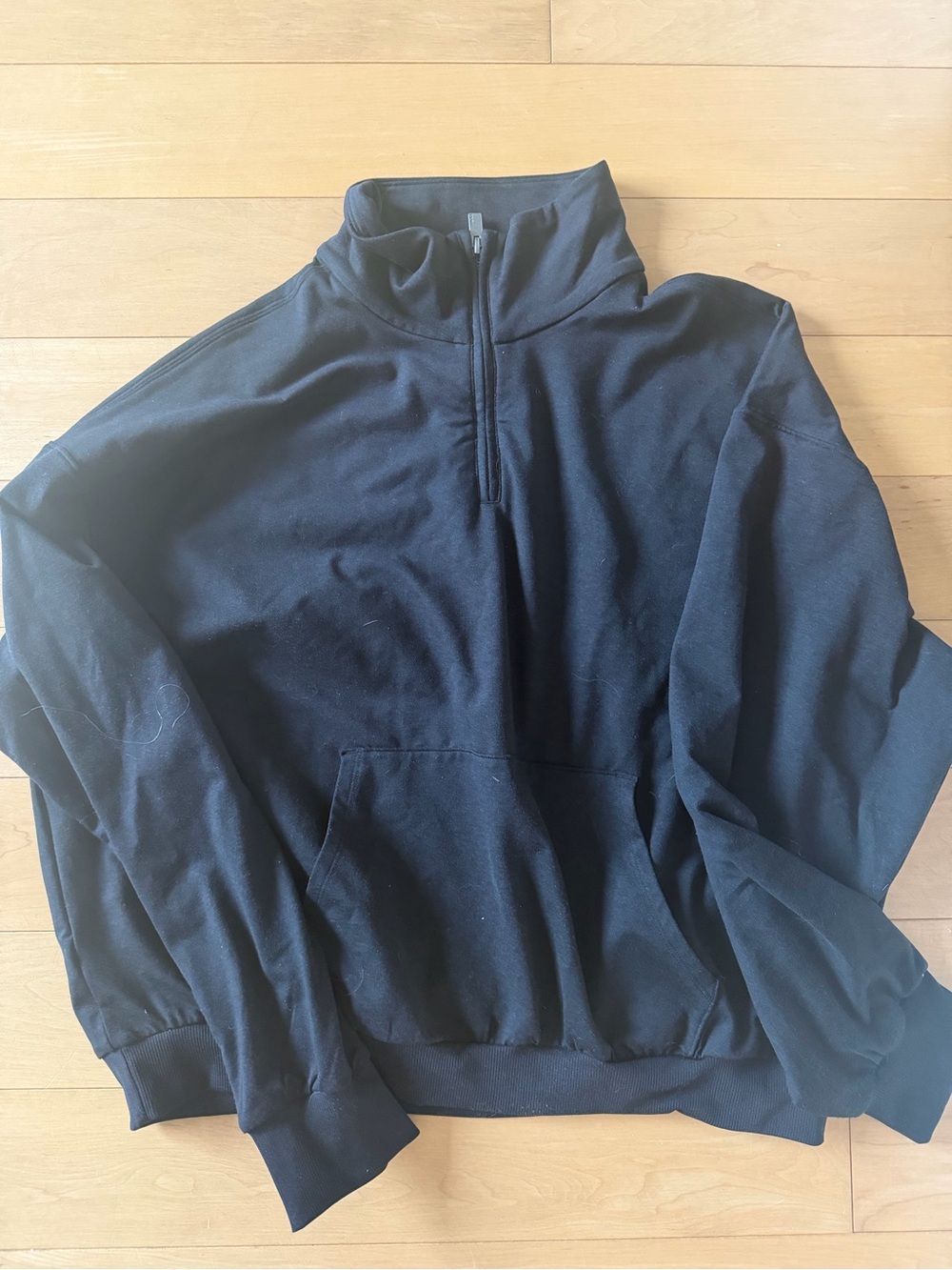 Vuori Black Half-Zip - Picture 2 of 3